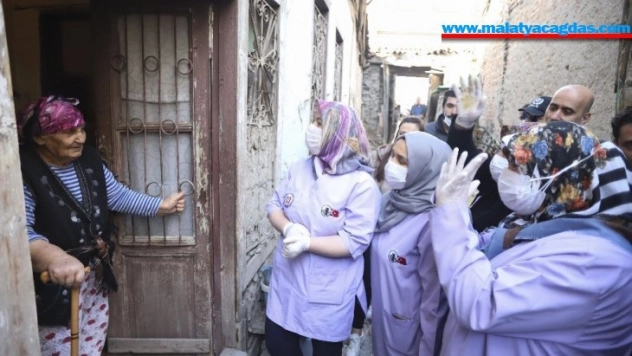 Ankara Valiliği 65 yaş üstü vatandaşların ihtiyaçlarını karşılıyor