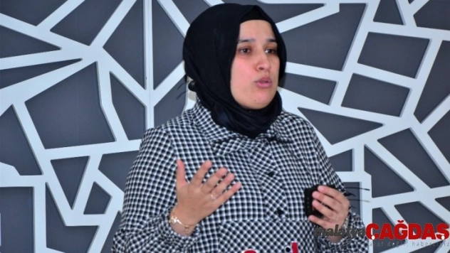 Anne Baba Okulunda 'Hamilelik Süreci ve Gebelik Psikolojisi'