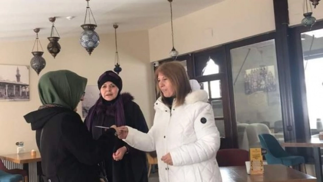 Anne şefkatinde yardım