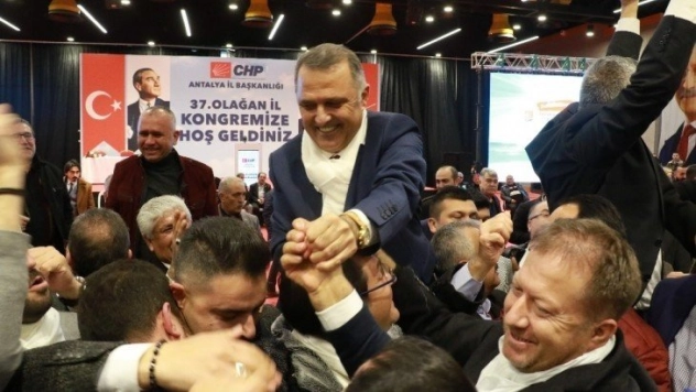 Antalya CHP'de Bayar dönemi