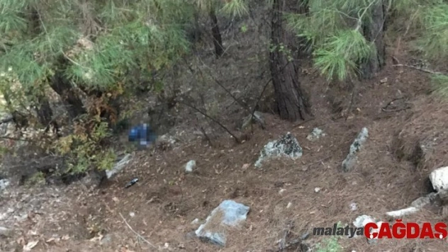 Antalya'da otomobil 70 metrelik şarampole yuvarlandı: 1 ölü