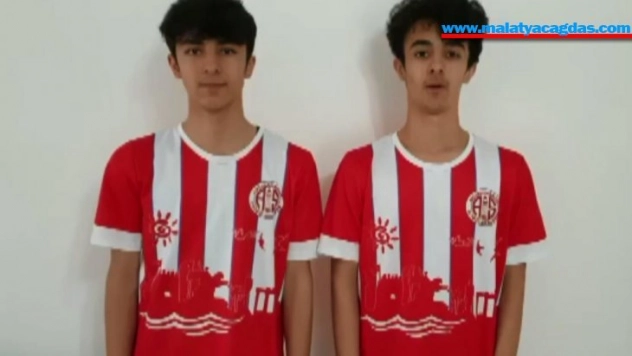 Antalyaspor Diyarbakır Futbol Akademisi öğrencilerinden 'Evde kal Türkiye' çağrısı