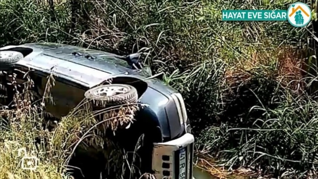 Direksiyon hakimiyetini kaybetti dereye yuvarlandı