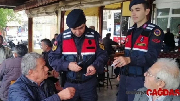 Araması bulunan 18 kişi Jandarma uygulamasına takıldı
