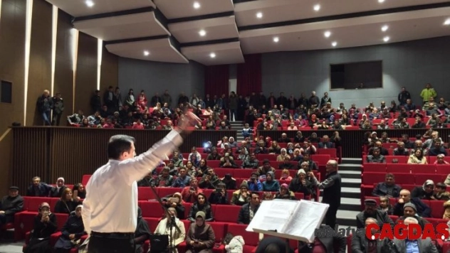 Arapgir'deki Halk Müziği Konseri ilgi gördü