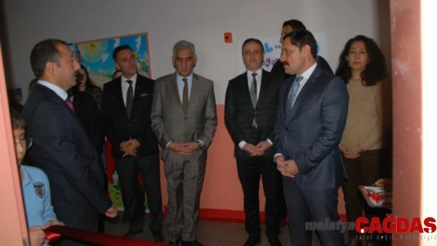 Ardahan'da 'Zeka Dünyamı Keşfediyorum' projesi çerçevesinde zeka oyunları sınıfı açıldı