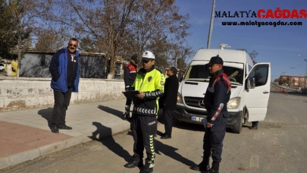 Arguvan'da servis araçlarına sıkı denetim