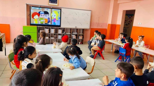 Arıcak'ta 'Çocukluk Arkadaşım Olur musun' projesi