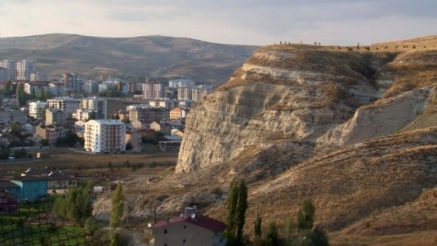 Arkadaşları şaka sandı, işsiz kaldığı için intihara kalkıştı
