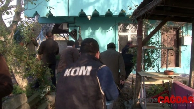 Arnavutköy'de sahte içki deposuna baskın