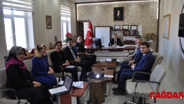 Arpaçay'da 'Kadına Yönelik Şiddetle Mücadele' toplantısı yapıldı