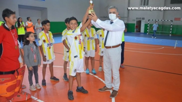 Arslantepe Höyüğü Hokey Ligi'nde şampiyon belli oldu