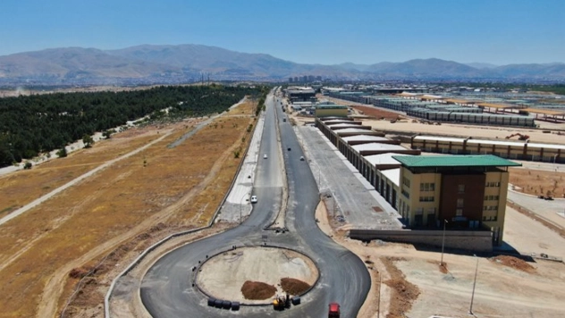 Asfalt Çalışmaları Yoğun Bir Şekilde Devam Ediyor