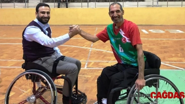ASKON Diyarbakır Şube Başkanı Nasıranlı, engelli sporcuların sorunların dinledi