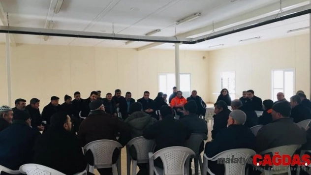 Aslanapa'da halk toplantısı