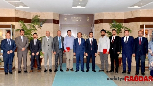 ASO'dan 'Karanlığı Aydınlananlar'a destek