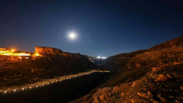 Asur Kalesi ve Peygamber Kabirleri çevre düzenleme çalışmaları tamamlandı