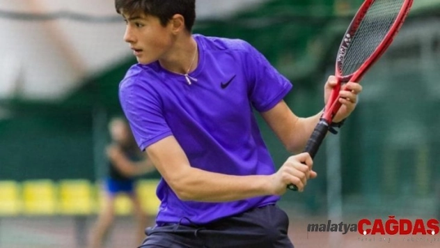 Atakan Karahan'dan tarihi başarı