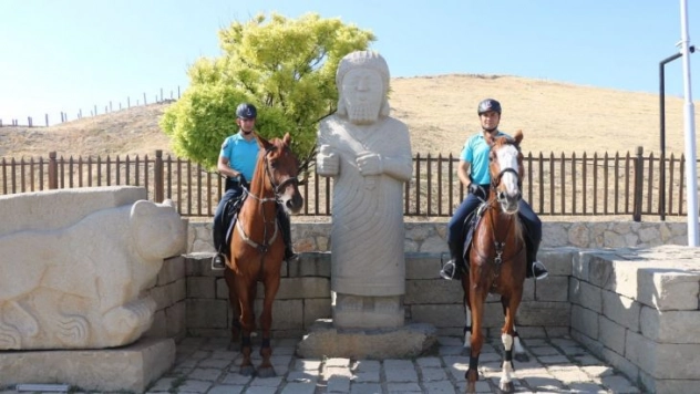 Atlı Jandarma Timi Malatya'da görevde
