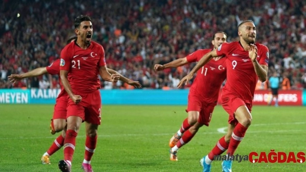 Ay-yıldızlılar liderlik için sahaya çıkıyor