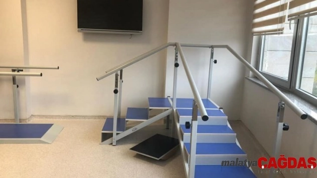 Ayancık'ta Fizik Tedavi Ünitesi açıldı