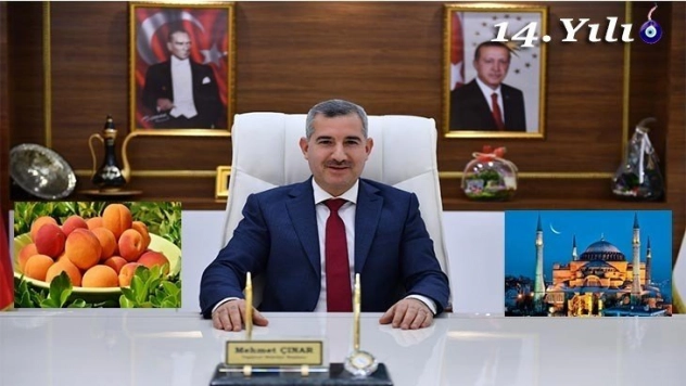 Ayasofya'daki ilk Cuma namazı sonrası Kayısı İkram Edilecek