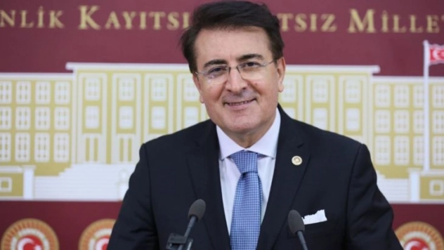 Aydemir: 'Biz büyük bir milletiz'