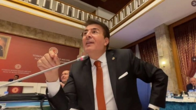 Aydemir: 'Cumhurbaşkanımıza itimat zirvede'