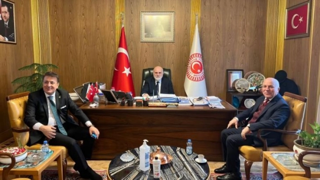 Aydemir AK Dava siyaset yaklaşımını paylaştı