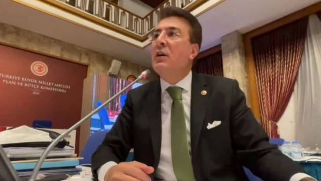 Aydemir'den Ayasofya Camisi şükrü