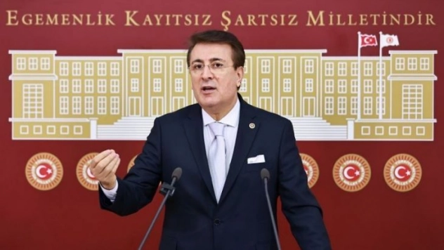 Aydemir'den başörtüsüne müdahaleye tepki