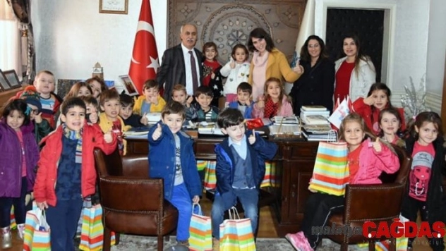 Aydın: 'Çocuklarımızın mutluluğunu gördükçe bizler de mutlu oluyoruz'