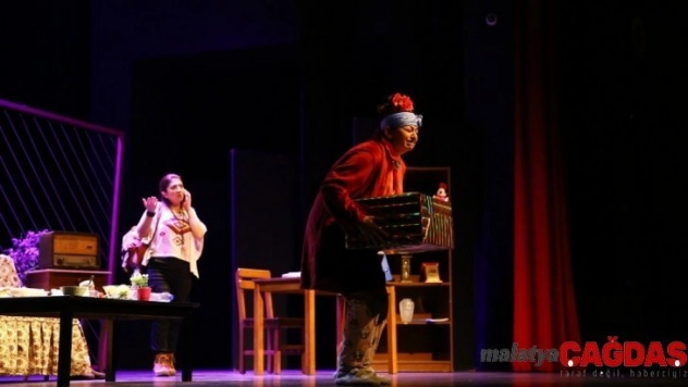 Aydın Büyükşehir Belediyesi Şehir Tiyatrosu'ndan yeni oyun