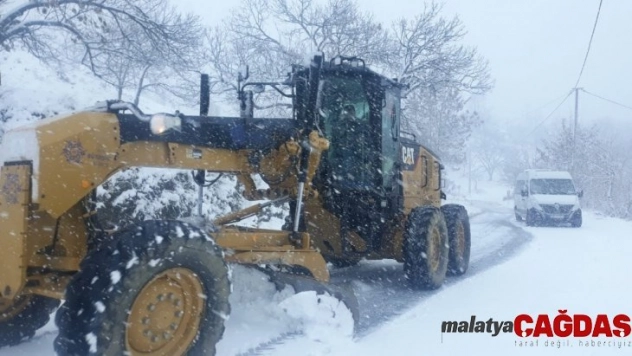 Aydın'da karla yılın ilk mücadelesi