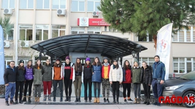 Aydın'ı filede temsil edecek kız ve erkekler yola çıktı