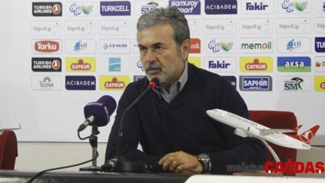 Aykut Kocaman: 'Konyaspor'a zarar verme lüksümüz yok'