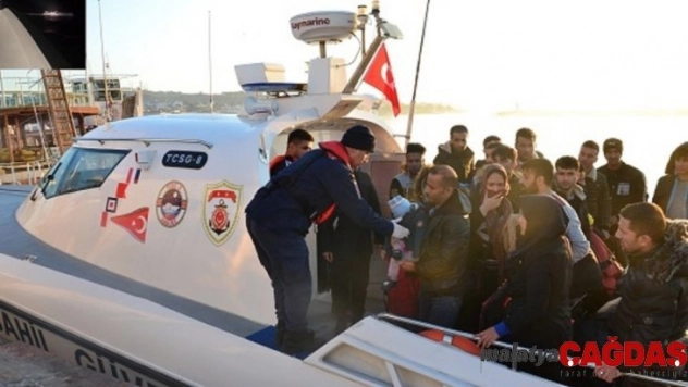 Ayvalık'ta 39 düzensiz göçmen yakalandı
