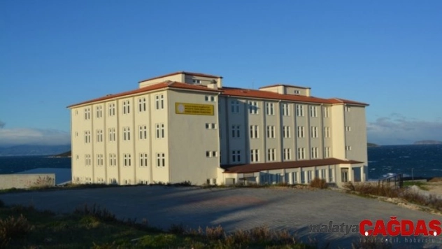 Ayvalık'ta Denizcilik Lisesi'nin pansiyonu hizmete girmeye hazır