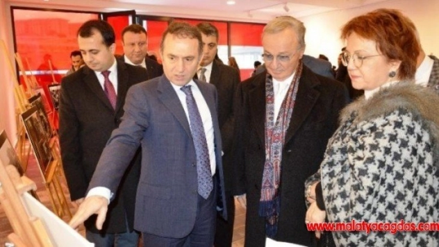 Azerbaycan 20 Ocak Katliamı Fotoğraf Sergisi Galeri Yeniyüzyıl'da