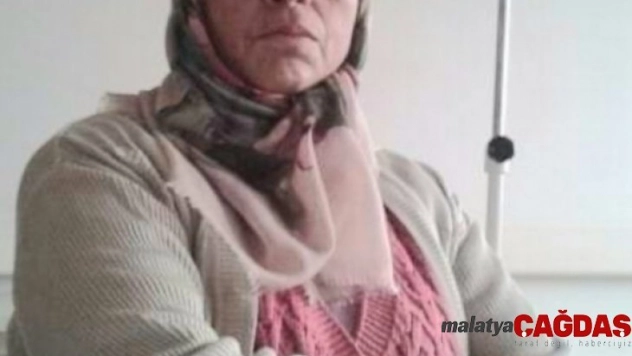 Bacayı temizlerken caddeye düşen kadın hayatını kaybetti