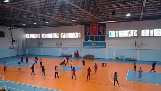 Bağlar Belediyespor'dan voleybol alt yapısına yatırım
