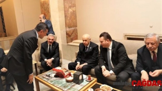 Bahçeli'ye Tavşanlı leblebisi