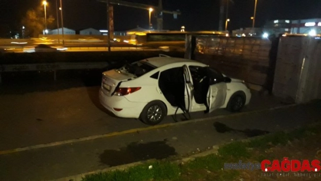 Bahçelievler'de park halindeki araçta patlama: 2 yaralı