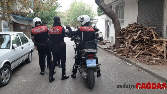 Bahçeye giren şüpheli şahıs polisleri harekete geçirdi