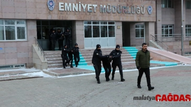 Bahis dolandırıcıları yakalandı