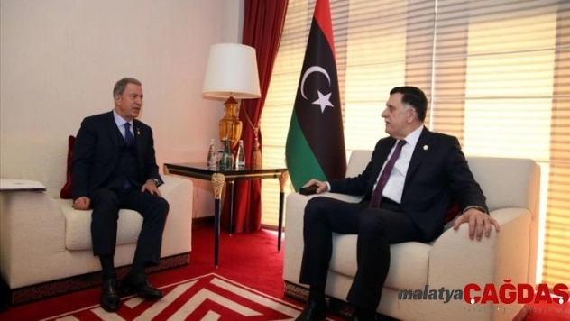 Bakan Akar, Başkanlık Konseyi Başkanı Fayiz es-Serrac ile görüştü