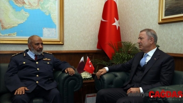 Bakan Akar, Katar Genelkurmay Başkanı Al-Ghanim ile bir araya geldi