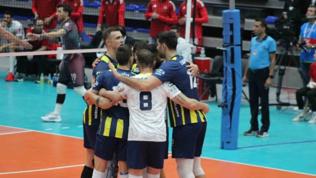 Bakan Bak, Malatya'da Şampiyonlar Kupası maçını izledi