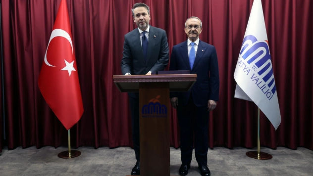 Bakan Bayraktar'dan Malatya Valiliğine Ziyaret