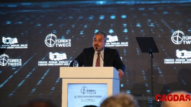 Bakan Dönmez: 'Son 17 yılda rüzgarda kurulu gücümüz neredeyse 400 kat arttı'